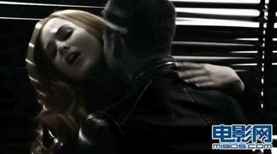 身演绎广告大片 美国队长激情挑逗(7)_欧美_