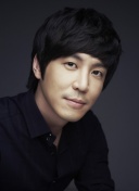 壮观！布拉格斯拉维亚球迷展示巨型tifo，庆祝主队建队133周年