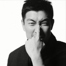 王千源拍老男孩风格写真 硬朗质感显熟男魅力