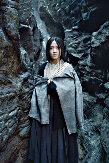 范晓萱 在 《龙门飞甲》 中扮演一位"海蛇同样的女人"