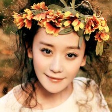 紫薇海陸叢林深處拍寫真 氣質(zhì)淡雅似花仙子