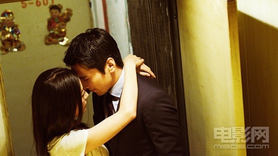 《LOVE》看点:赵薇秀内衣跳艳舞 舒淇情挑三