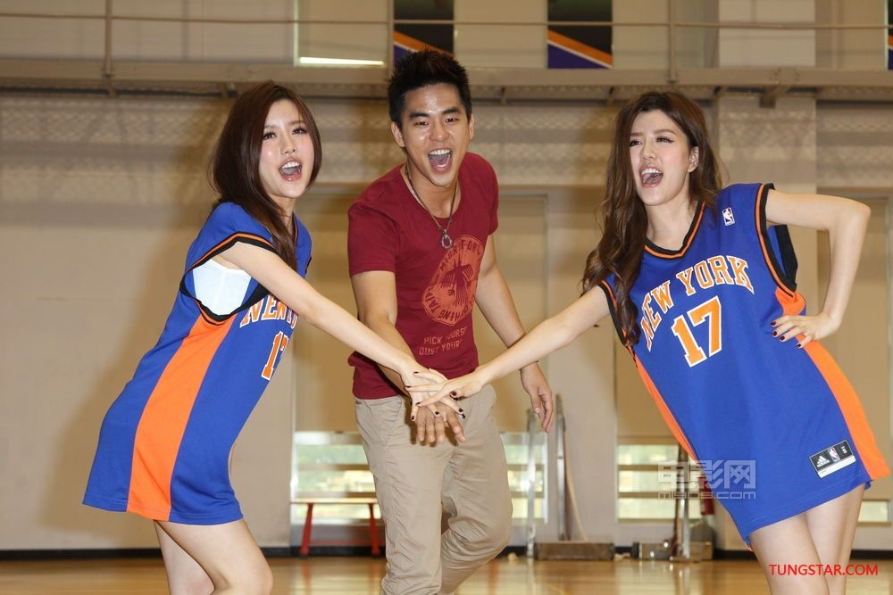 by2打篮球度20岁生日+柯有伦现身送性感比基