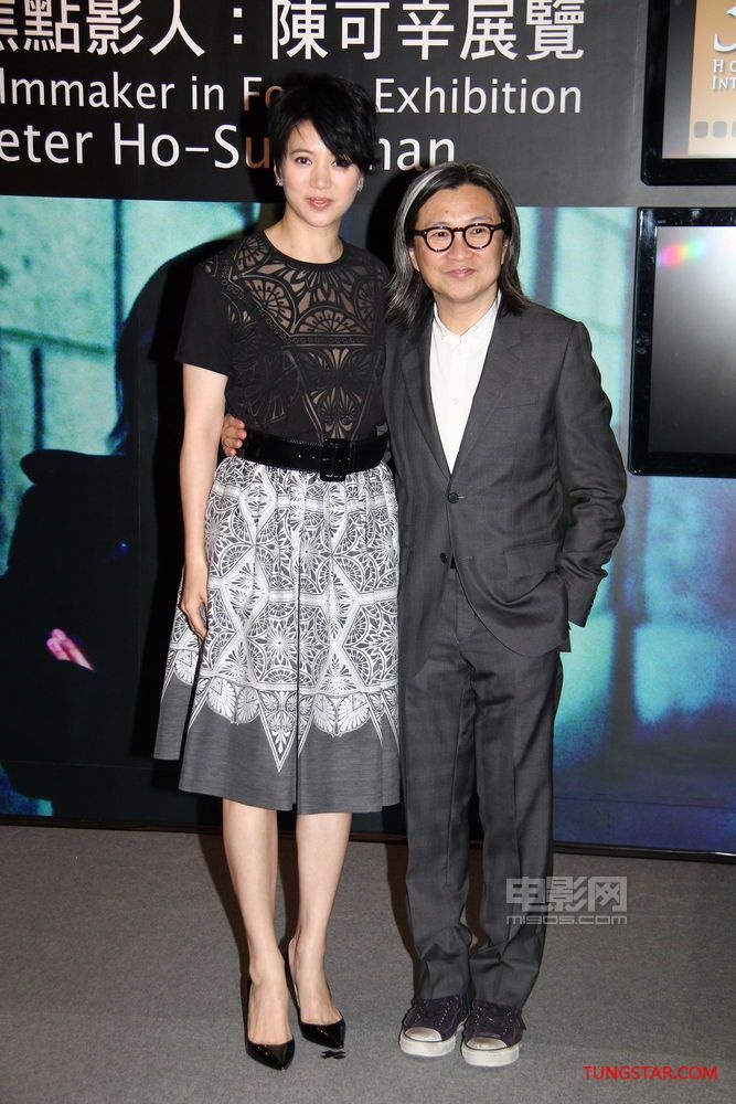 吴君如,袁咏仪穿透视装亮相 陈可辛公开谢老婆