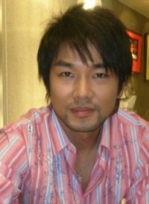 謝承均