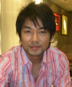 謝承均