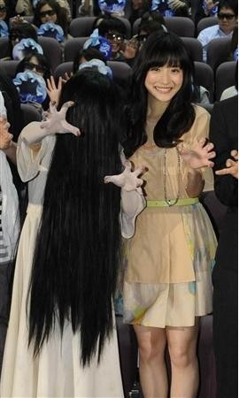 贞子3d恐怖试映石原里美逼问贞子年龄