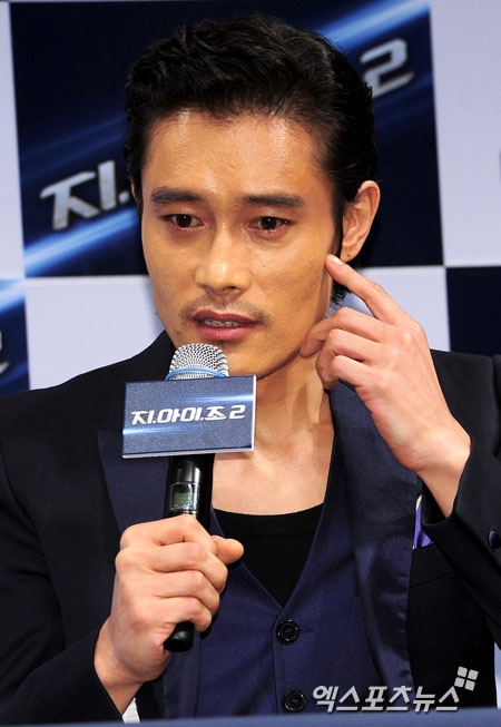 《特种部队2》韩国宣传 李秉宪对绯闻绝口不提