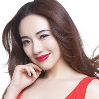 孟茜深V雪纺长裙秀浑圆双球 烈焰红唇艳惊四座