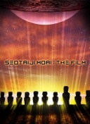 思绪万千！阿诺德再次站在了安菲尔德的草皮上，现场在下雨