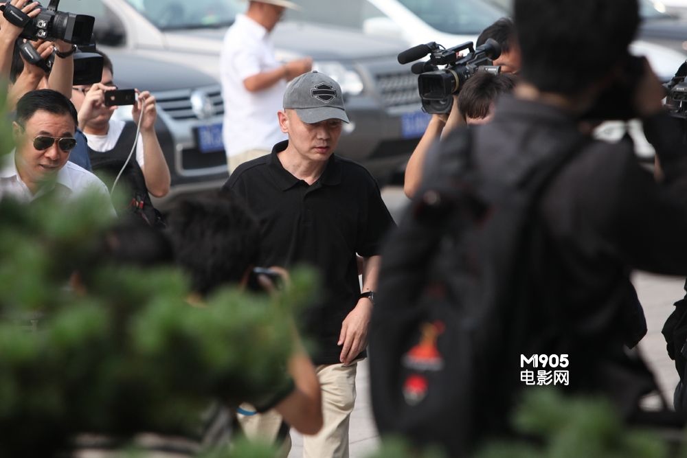 陈强,黄宗洛同日遗体告别 陈佩斯哀伤葛优悼念