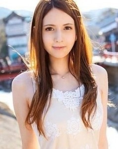 泷泽萝拉