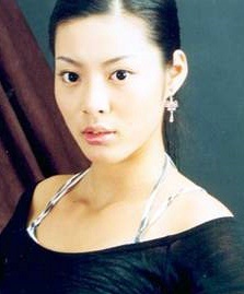 李基容