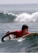 看着就冷🥶哈兰德赛后社媒晒最佳奖杯+冰水浴