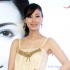李嘉欣金色吊带装性感代言 自嘲大笑难免现皱纹