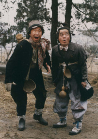 去年来的流浪艺人