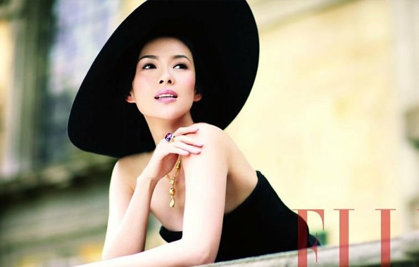 章子怡登《ELLE》封面 用勇气和力量面对新轮回