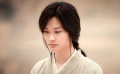 李宇春留长发难掩哀愁 饰杀手蜕变成妩媚女人