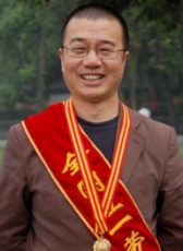 梁碧波