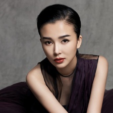 姚星彤寫真酷似張曼玉 龍女郎片外綻放致命魔力