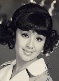李菁