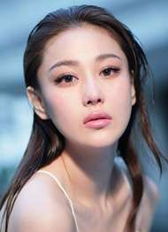 张馨予