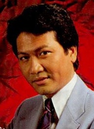 黄允材