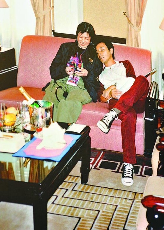 揭秘张国荣男友唐唐现状 哥哥遗产助其炒出3亿