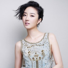 桂綸鎂登雜志封面 告別“小清新”現(xiàn)俏皮灑脫