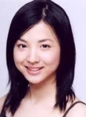 小出早织