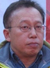 胡明凱