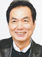 長(zhǎng)塚京三