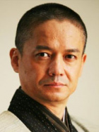 山崎敬一