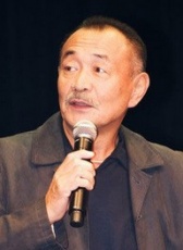 武論尊
