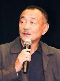 武论尊