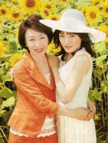 向日葵~夏目雅子27年演艺生涯与母爱