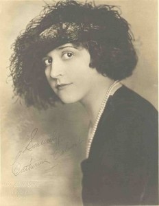 凯瑟琳·卡尔弗特