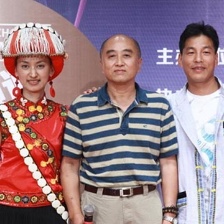 《索道醫(yī)生》遭泥石流威脅 兩主角現(xiàn)場演唱民歌