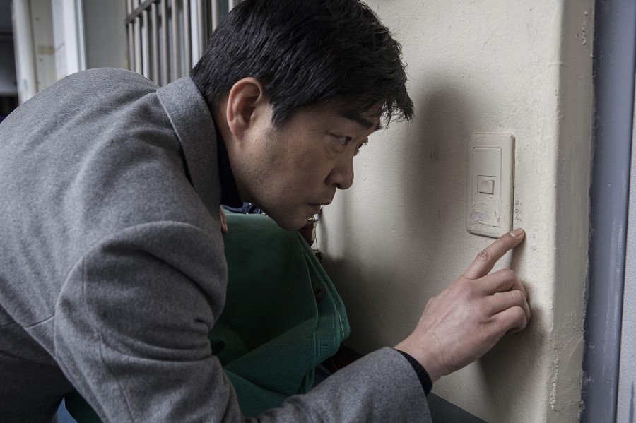 《捉迷藏》突破500万人 有望刷新惊悚片票房记录_韩国_电影网_1905.
