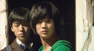 《隐秘而伟大》韩国持续热映 25天破650万观众