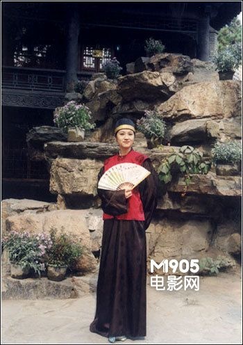 电影频道节目中心主持人