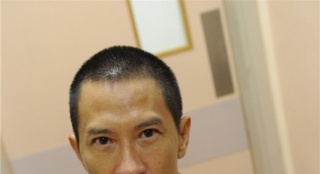 “影帝”拍戲拼命 張家輝《激戰(zhàn)》現(xiàn)場手指折斷
