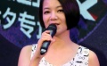 《粉紅女郎》阿雅變身結(jié)婚狂 火爆征婚皮帶崩開