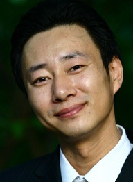 于鴻洲