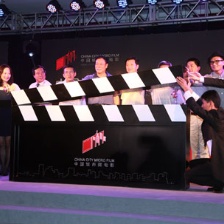 首届城市微电影系列活动启动 曾志伟任形象大使