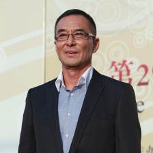 王慶祥入圍金雞百花最佳男配 戴眼鏡斯文顯親和