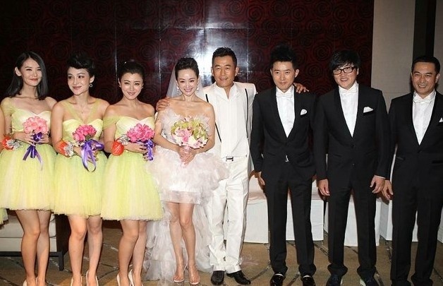 10月6日,48岁的演员王志飞与33岁的张定涵如期举行婚礼,此次婚礼是