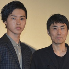 山崎贤人撑《Jinx》上映 导演率众人与影迷谈心