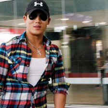 《变形金刚4》“动作型男”抵港 李俊霆正式入组