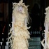 Lady GaGa木屑装现身伦敦 脸似被泼白漆惊路人